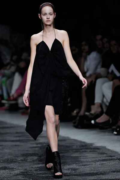 Look 5